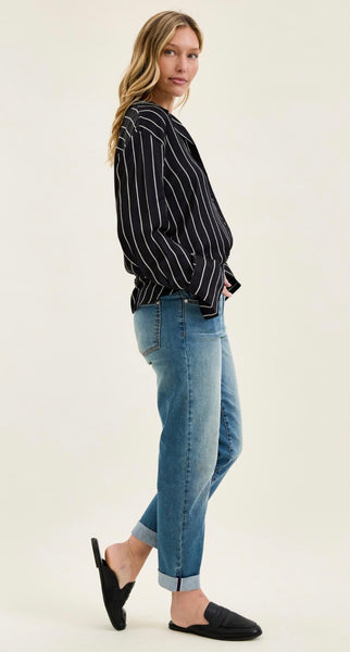 Judy Blue MR Boyfriend Cool Denim w/ Cross Back BI's 881089REG (Cool Denim)