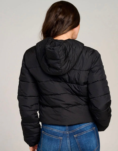 WOMEN'S
LONG SLEEVE
ZIPPER
CLOSURE HOODED
PUFFER JACKET #0028