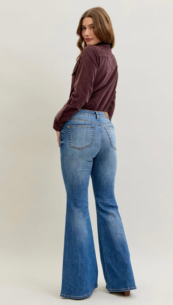 JUDY BLUE 881014 REG           MR Jaqueline New Flare Double Angular Seam
