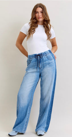 JUDY BLUE 881005 HW Wilhemina Elastic WB & Side Panel