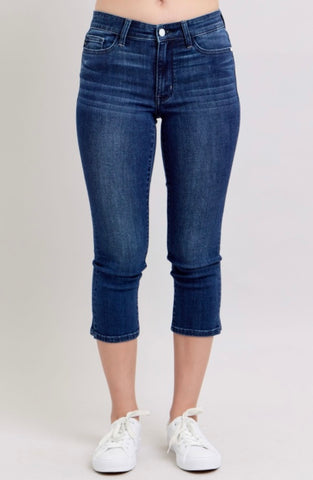 JUDY BLUE SUPER DARK WASH CAPRI 72120REG