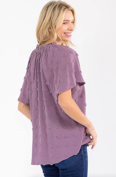 WOMEN'S SHORT SLEEVE V-NECK SWISS DETAILED BLOUSE 0005